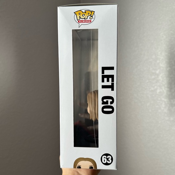Funko POP! Albums Avril Lavigne Let Go Vinyl Figure (#63) - Picture 5 of 5
